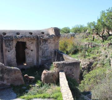 LOS BAÑOS DE LA REINA