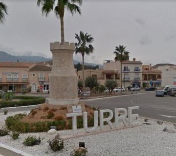 FUENTE DE TURRE