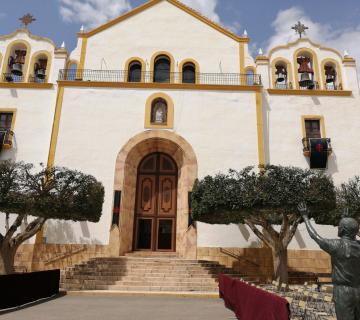 PARROQUIA DE SANTA MARÍA DE AMBROX - SANTUARIO DEL SANTO CRISTO DE LA LUZ