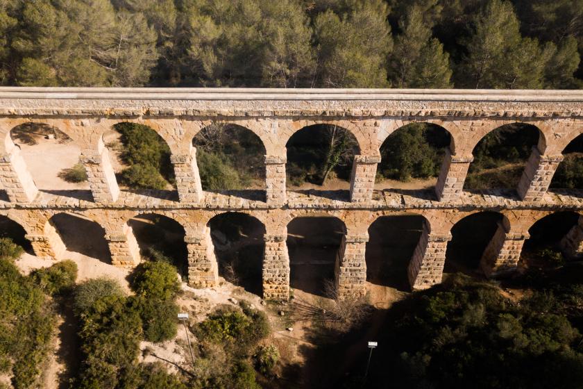 ACUEDUCTO DE LOS VEINTE OJOS (CARCAUZ)