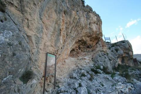 La cueva de los Letreros
